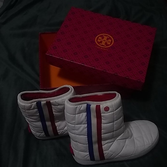 Tory Sport boots - Picture 3 of 3